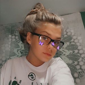 Meet your Posher, Abby